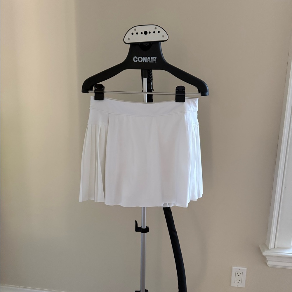 Athleta White Pleated Tennis Skort